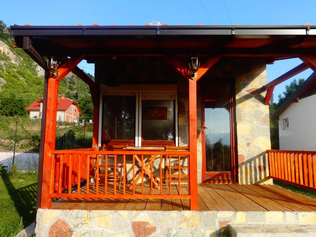 Karali Apartments Лагадин Екстериор снимка