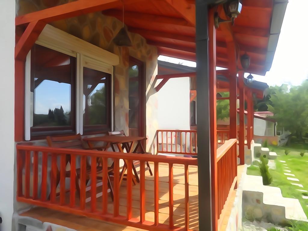 Karali Apartments Лагадин Екстериор снимка